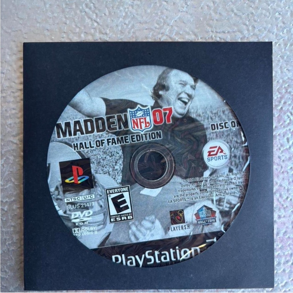 Madden NFL 07 Hall of Fame Edition
PS2 2006 in Sleeve